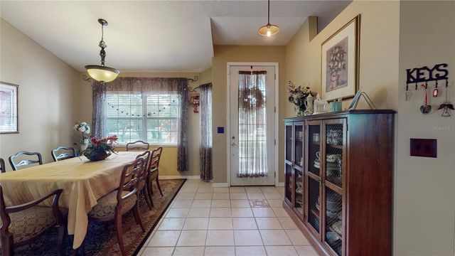 2579 STARDUST AVE, Eustis, FL 32726