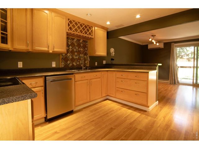 4220 Greenbriar Blvd, Boulder, CO 80305
