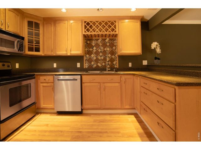 4220 Greenbriar Blvd, Boulder, CO 80305