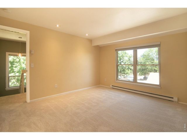 4220 Greenbriar Blvd, Boulder, CO 80305