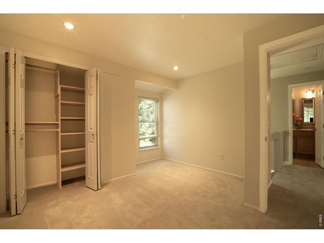 4220 Greenbriar Blvd, Boulder, CO 80305