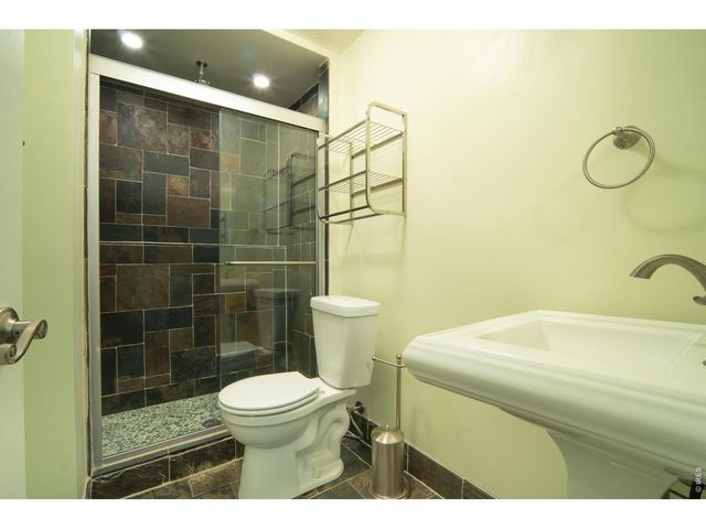 4220 Greenbriar Blvd, Boulder, CO 80305