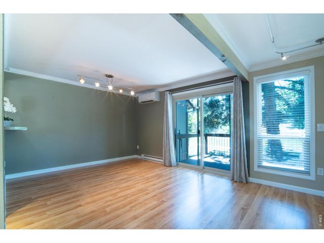 4220 Greenbriar Blvd, Boulder, CO 80305