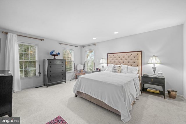 827 KENMARA DR, West Chester, PA 19380