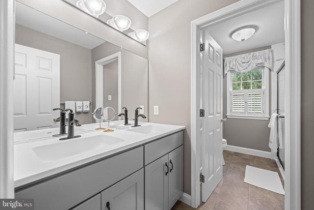 827 KENMARA DR, West Chester, PA 19380