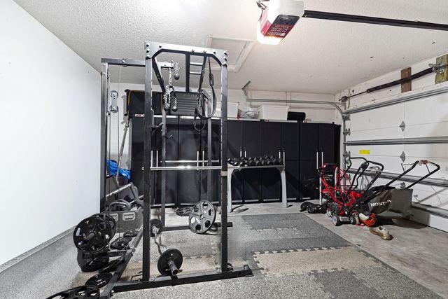 911 SW 87th Avenue, Pembroke Pines, FL 33025
