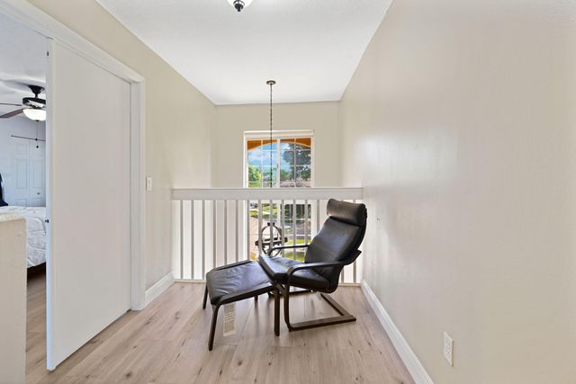 911 SW 87th Avenue, Pembroke Pines, FL 33025