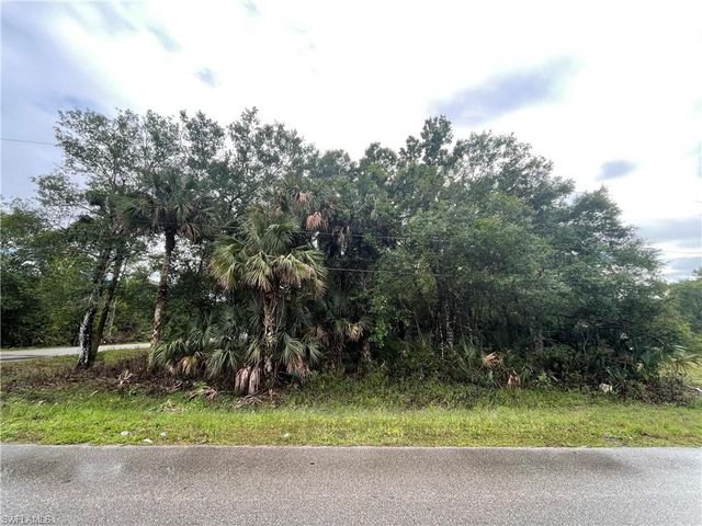 3636 32nd AVE SE, Naples, FL 34117