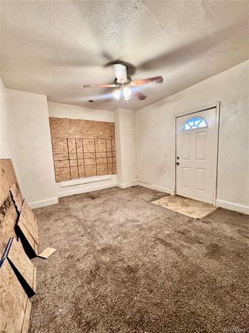 624 W Corona Avenue, Pueblo, CO 81004