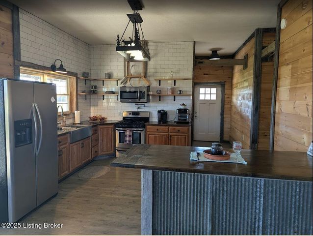 286 Kruse Ln, Milton, KY 40045