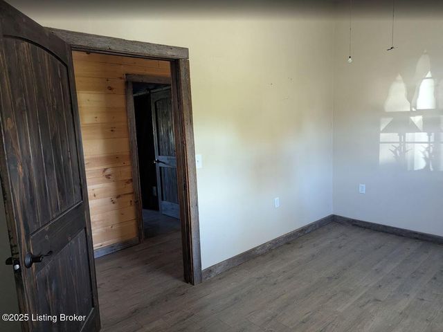 286 Kruse Ln, Milton, KY 40045