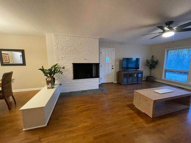 6404 E Marjorie St, Wichita, KS 67206