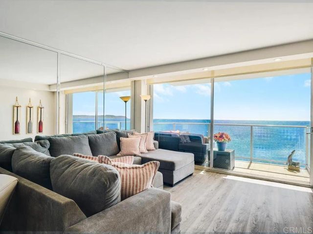 1830 Avenida Del Mundo 1006, Coronado, CA 92118