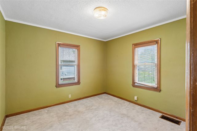1215 NE 43rd Avenue, Des Moines, IA 50313