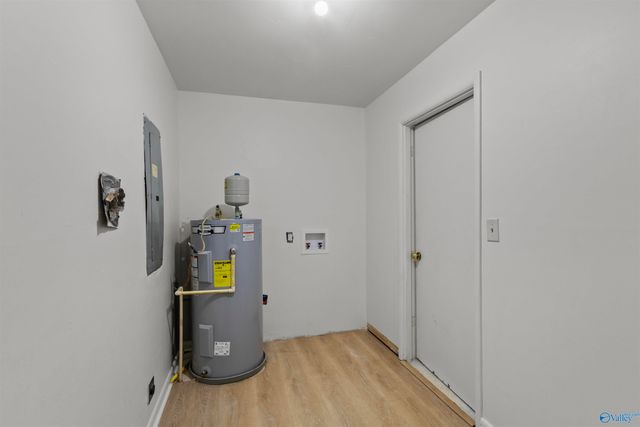 6304 Davies Avenue, Huntsville, AL 35806