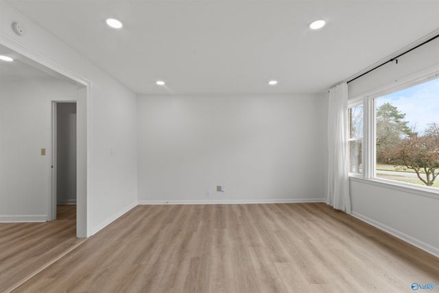 6304 Davies Avenue, Huntsville, AL 35806