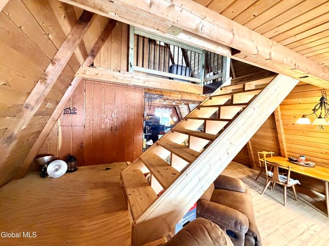 103 Florence Avenue, Northampton, NY 12117