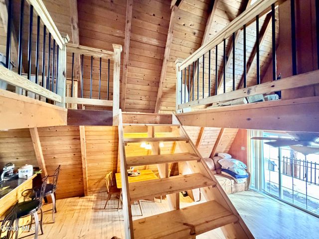 103 Florence Avenue, Northampton, NY 12117