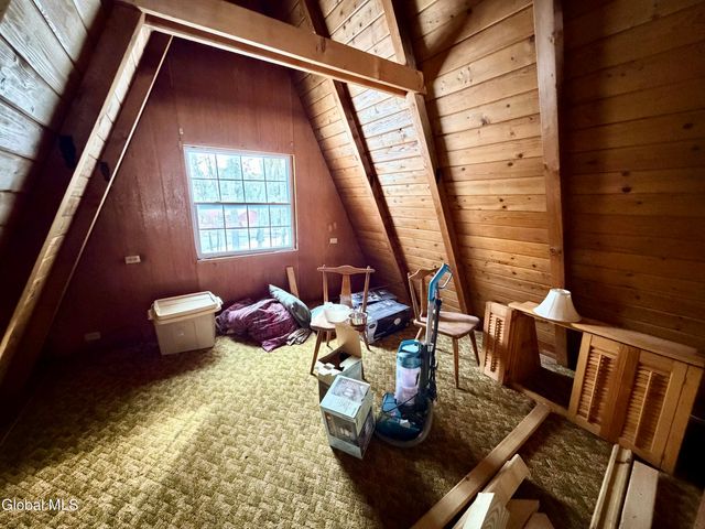 103 Florence Avenue, Northampton, NY 12117