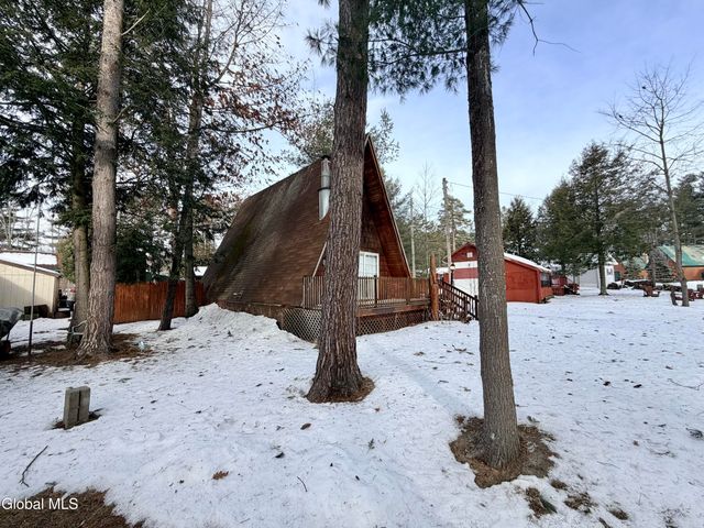 103 Florence Avenue, Northampton, NY 12117