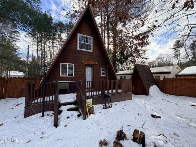 103 Florence Avenue, Northampton, NY 12117