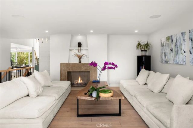 4781 Galendo Street, Woodland Hills, CA 91364