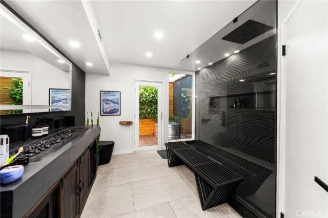 4781 Galendo Street, Woodland Hills, CA 91364
