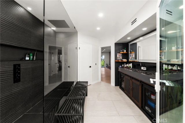 4781 Galendo Street, Woodland Hills, CA 91364