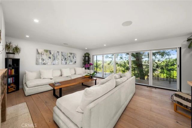 4781 Galendo Street, Woodland Hills, CA 91364