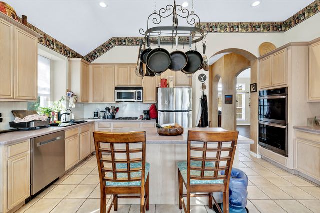 403 Lochwood Circle, Lake Dallas, TX 75065