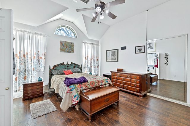 403 Lochwood Circle, Lake Dallas, TX 75065