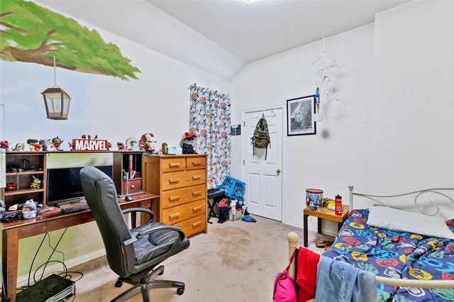 403 Lochwood Circle, Lake Dallas, TX 75065