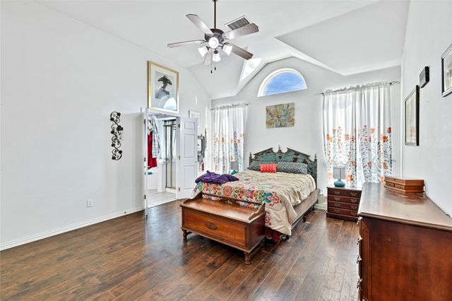 403 Lochwood Circle, Lake Dallas, TX 75065