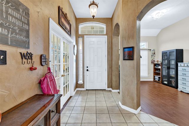 403 Lochwood Circle, Lake Dallas, TX 75065