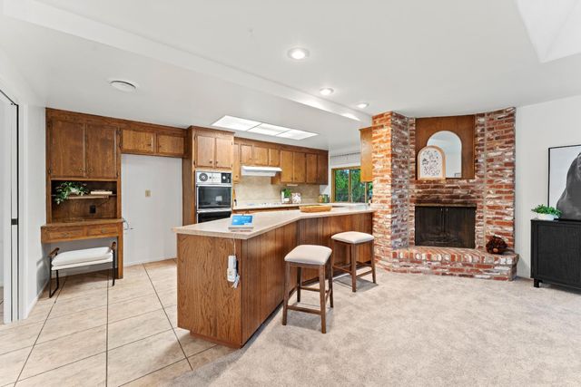 5242 Ridgedgate Way, Fair Oaks, CA 95628