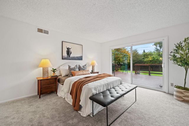 5242 Ridgedgate Way, Fair Oaks, CA 95628