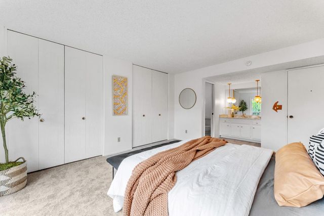 5242 Ridgedgate Way, Fair Oaks, CA 95628