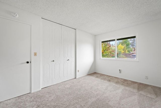 5242 Ridgedgate Way, Fair Oaks, CA 95628