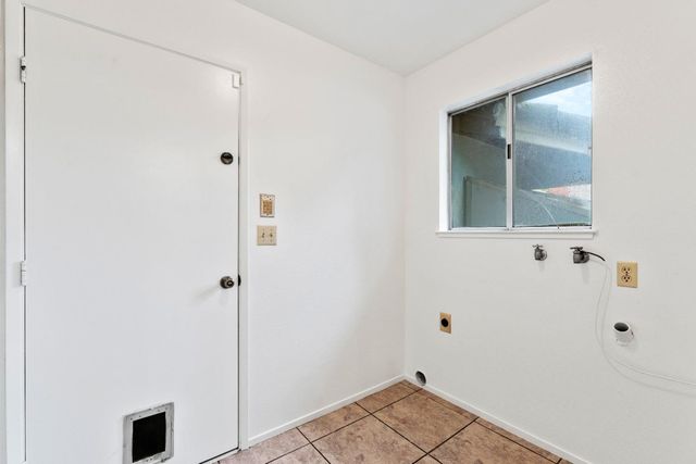 5242 Ridgedgate Way, Fair Oaks, CA 95628