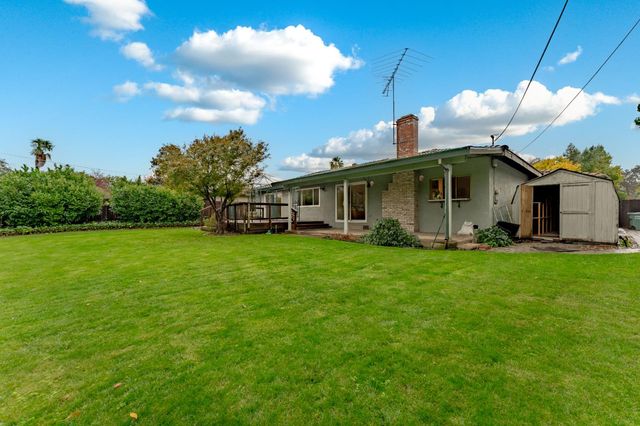 5242 Ridgedgate Way, Fair Oaks, CA 95628