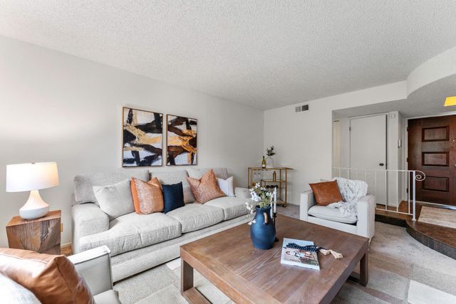 5242 Ridgedgate Way, Fair Oaks, CA 95628