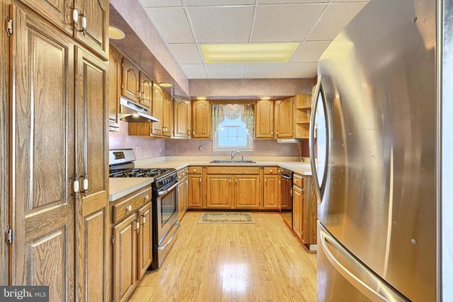 2902 DELMAR AVE, Baltimore, MD 21219