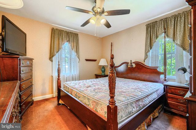 2902 DELMAR AVE, Baltimore, MD 21219
