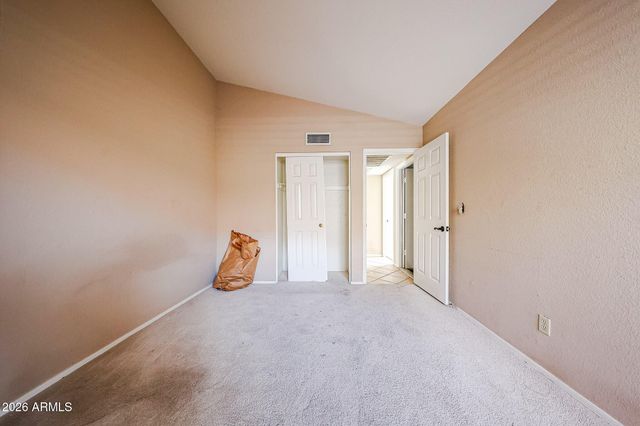 2364 W COMSTOCK Drive, Chandler, AZ 85224