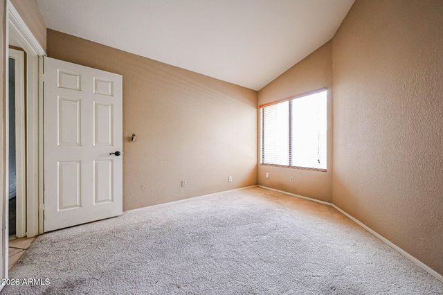 2364 W COMSTOCK Drive, Chandler, AZ 85224