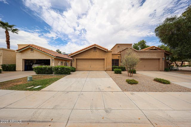 2364 W COMSTOCK Drive, Chandler, AZ 85224