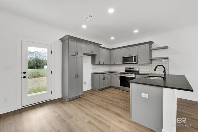 6776 BARNESWOOD Drive, Theodore, AL 36582