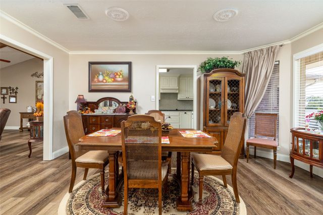 304 Lakeview Drive, Runaway Bay, TX 76426