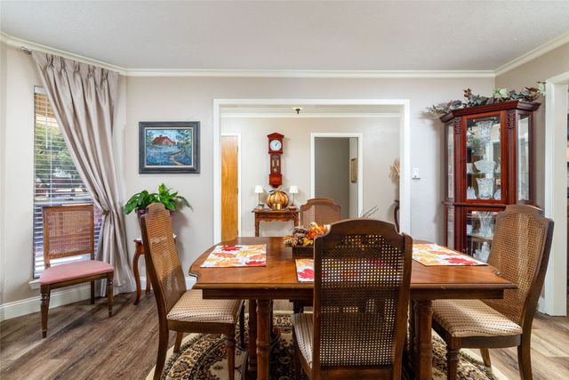 304 Lakeview Drive, Runaway Bay, TX 76426