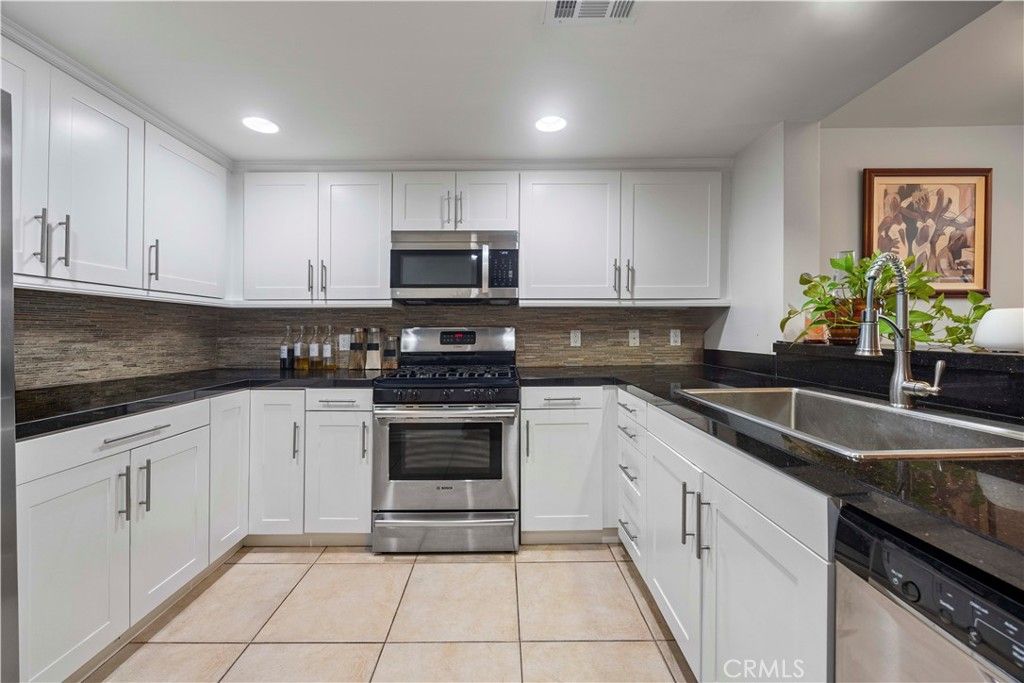 7100 Alvern Street 311, Los Angeles, CA 90045 — photo 3